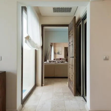 Puerto Del Carmen Sleeps 4 Pool Air Con Wifi Puerto del Carmen (Lanzarote)