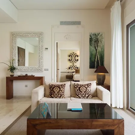 Puerto Del Carmen Sleeps 4 Pool Air Con Wifi Villa